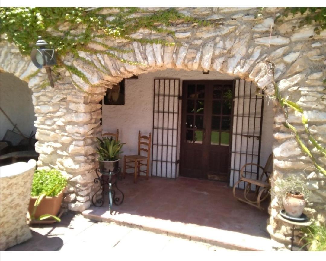 Chilliman & Mas Miro Biofarm Guest House Catllar Exterior photo